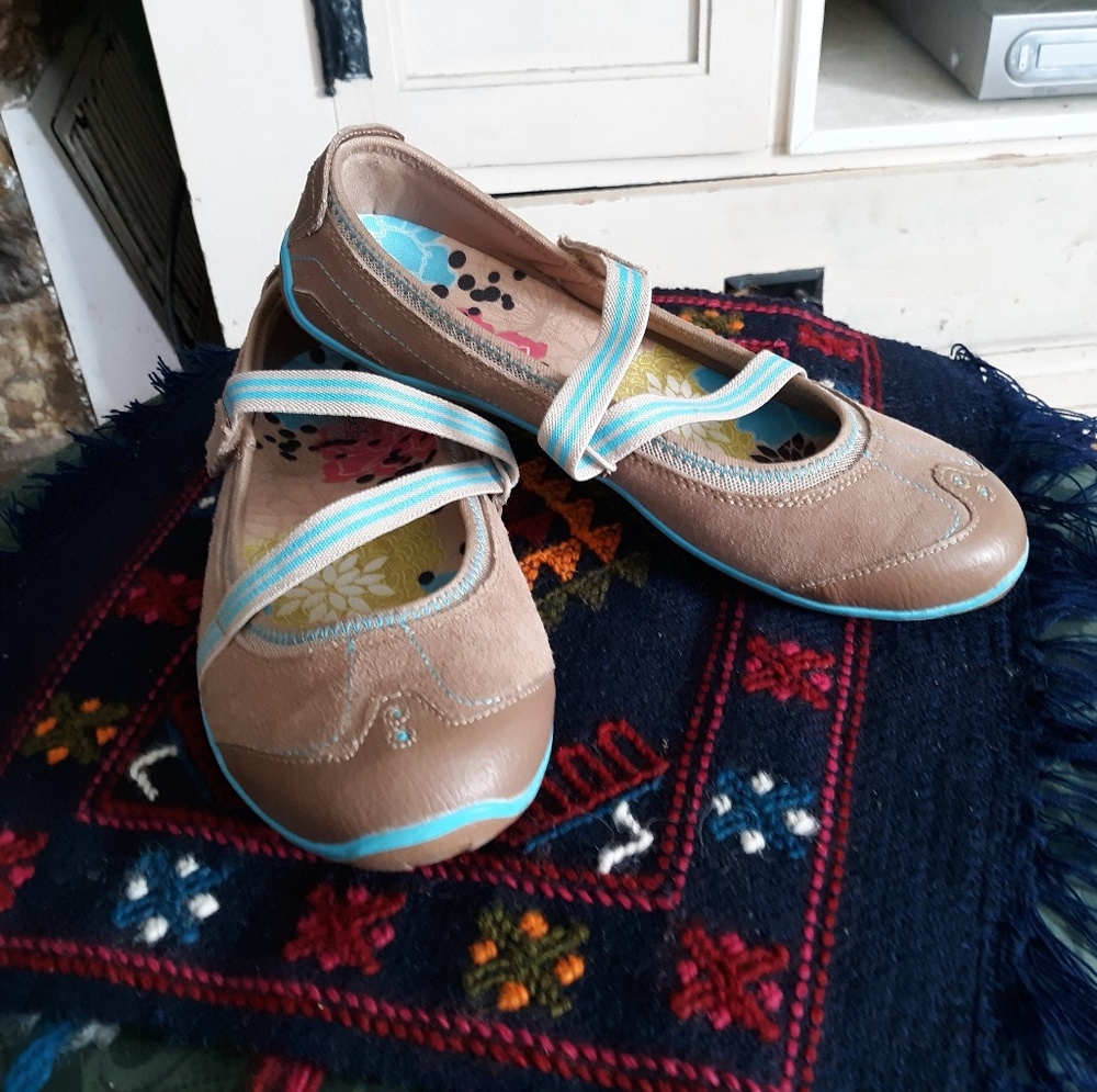 Cheeks Barefoot Fit Body